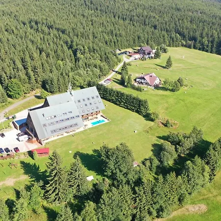 žalý Hotel