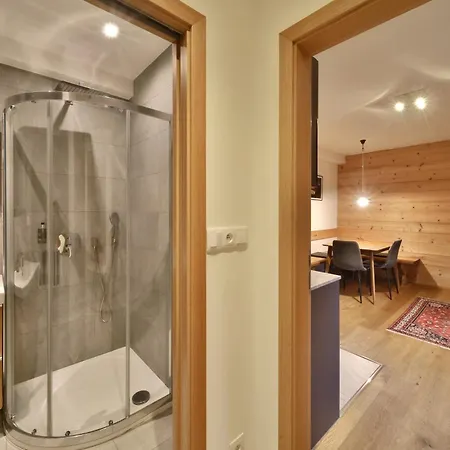Zaly Hotel 3*