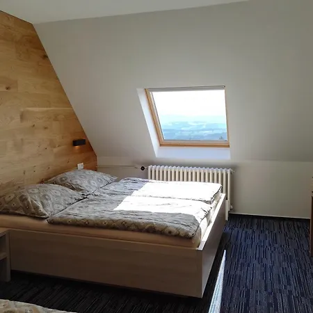 Zaly Hotel
