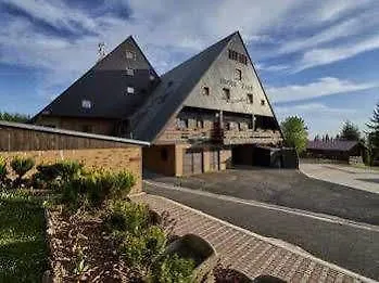 žalý Hotel 3*
