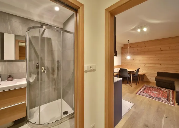 Zaly Hotel 3*