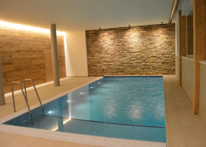 Hotel Zaly 3*